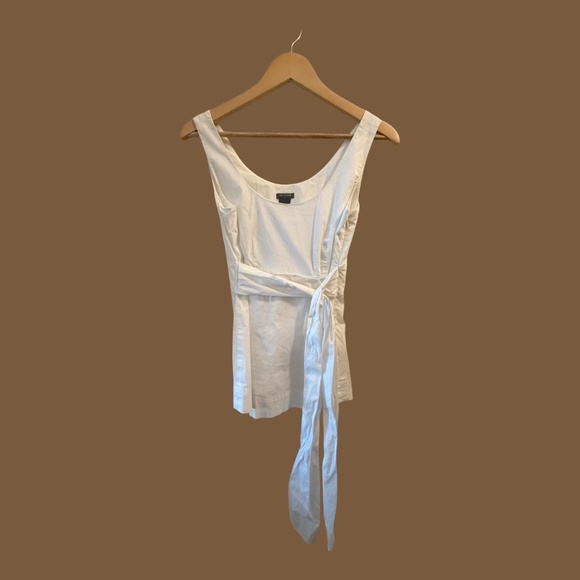 Ann Taylor, Sleeveless Tie Blouse, Size 6, Like new, White - Picture 2 of 4
